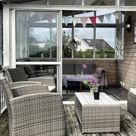 Shared Проживание в семье *